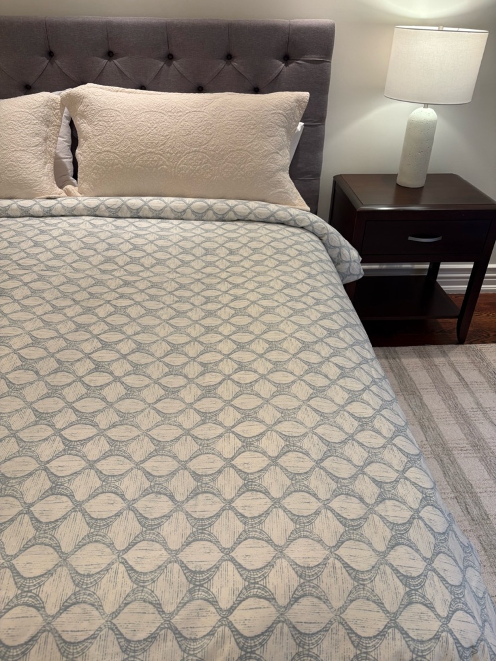 Calvin Klein Cream and Blue Geometric 100% Cotton King Size Duvet Cover Set